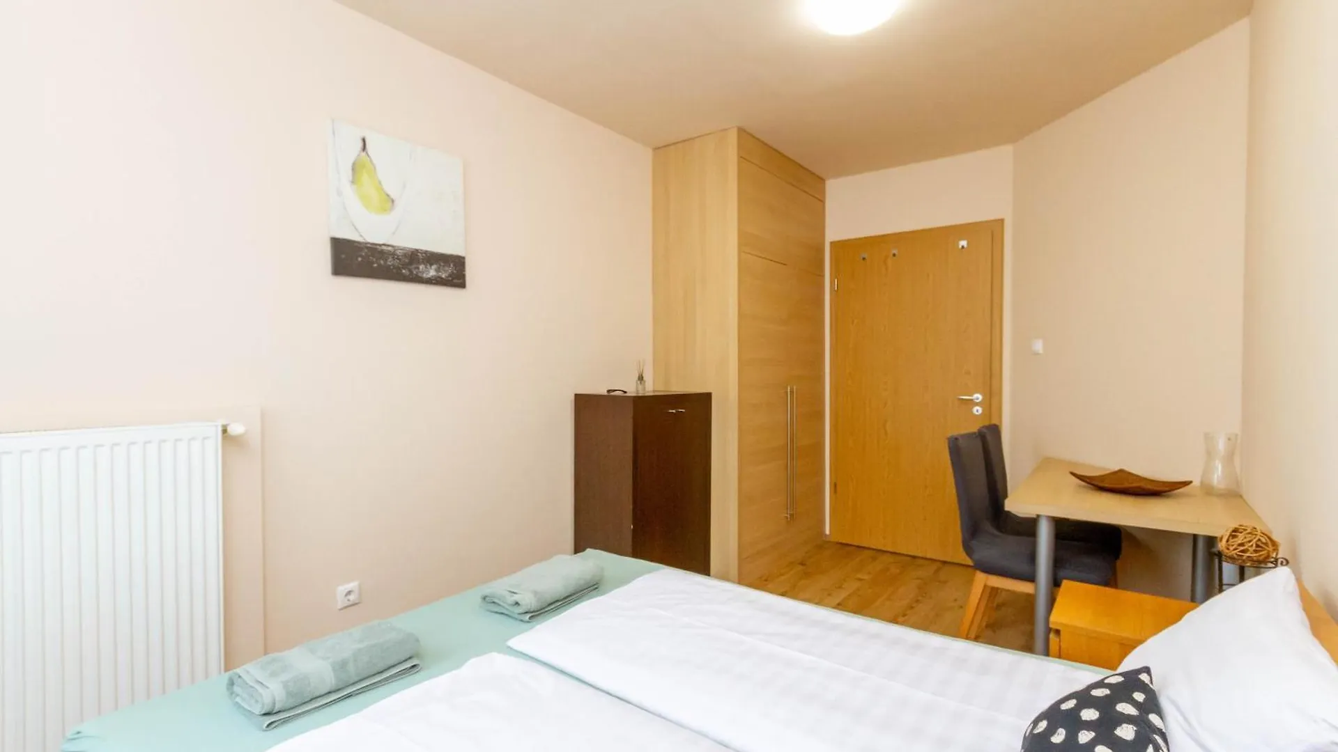 Modern Comfort In Jozsef Street By Nw Budapest